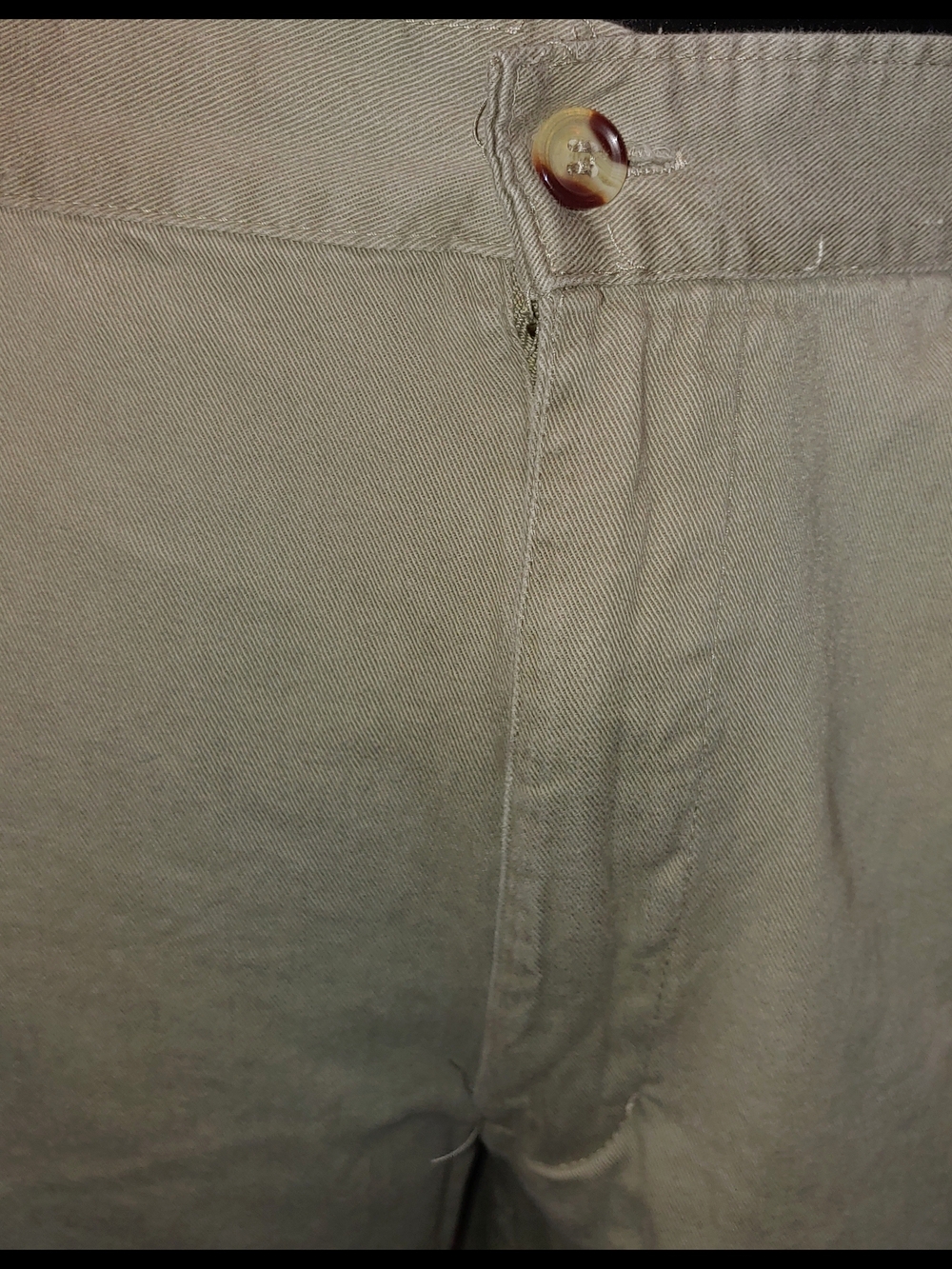 Men's Cargo Shorts in Khaki - Classic Utility Style - Picture 5 of 5
